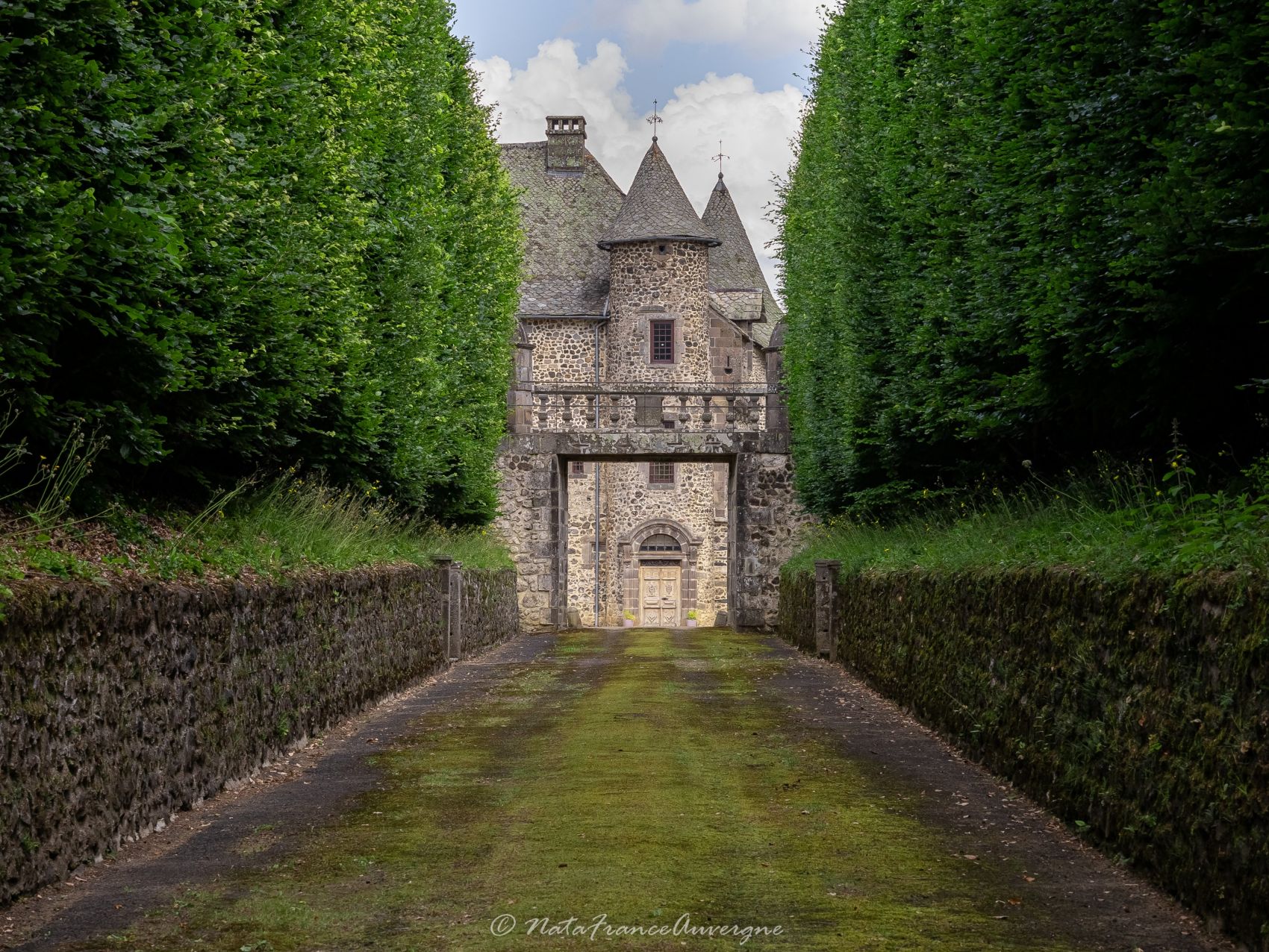 Château de Cordès juillet 2023 by @NataFranceAuvergne-2000